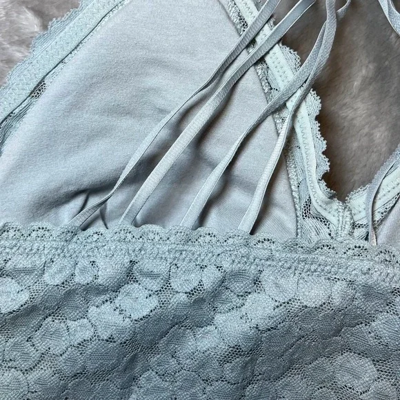 Aerie Size Large Light Blue Lace Bralette Adjustable Crisscross Back Delicates - Picture 14 of 16
